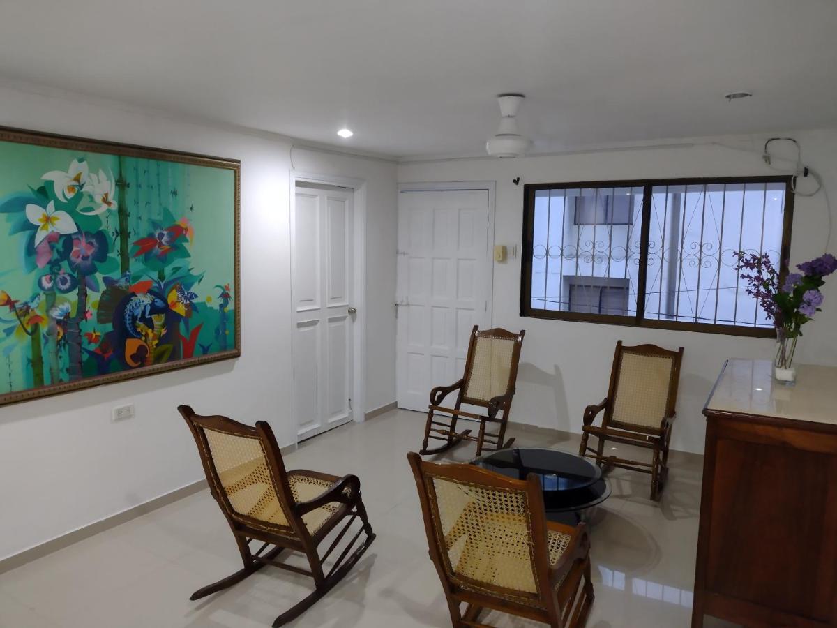 Clementina Hostel Cartagena ภายนอก รูปภาพ